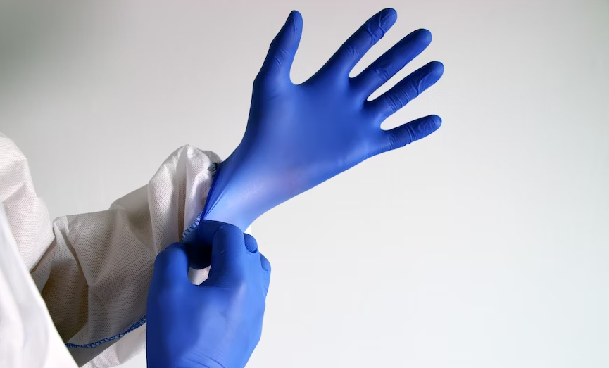 Protect Your Hands with the Best Gloves for Package Handlers